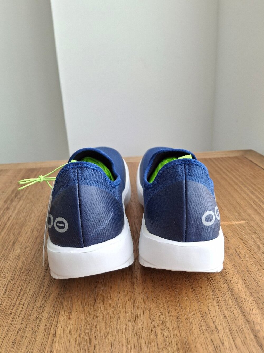 (New) OOFOS – OOmg eeZee Low Recovery Shoes (Navy) – Women's 7 - Picture 10 of 16